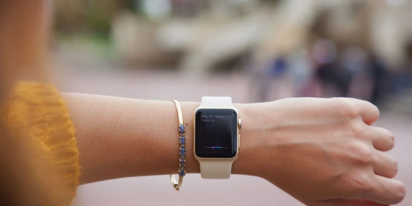 Siri на Apple Watch станет умнее.