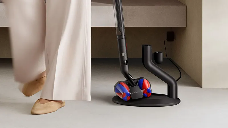 Беспроводной пылесос Dyson PencilVac FluffyCones SV50, черный