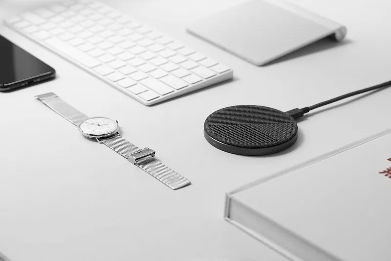 Беспроводное зарядное устройство Native Union Drop Charge Pad, 10 Вт, Серый