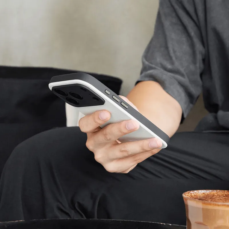 Чехол Native Union Active Case для iPhone 17 Pro, песчаный