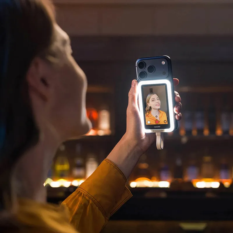 Селфи-экран Insta360 Snap Selfie Screen with Light